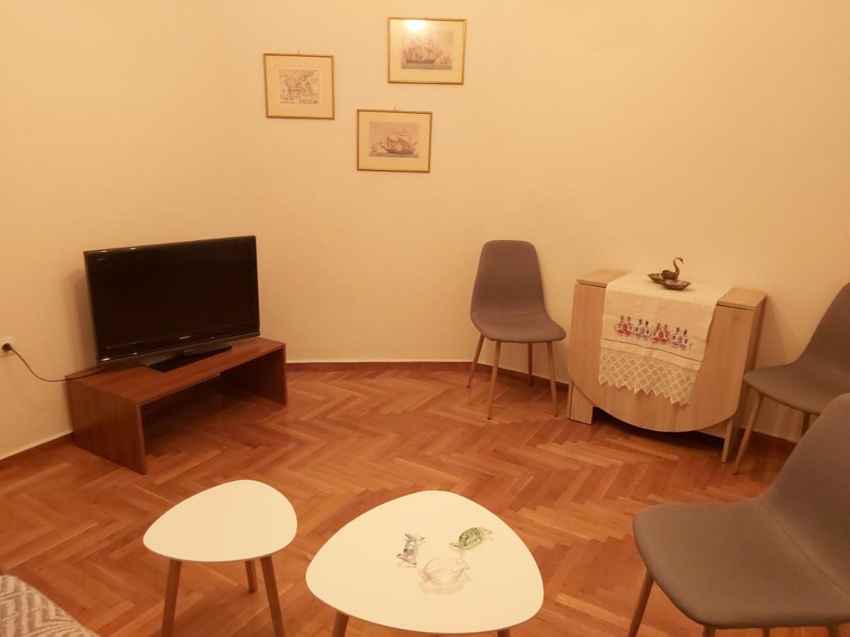 Maria'S Comfort Home Kalamata Exterior photo